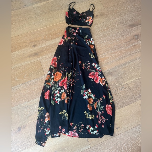 Lulus black floral two piece dress size small NWT* - Picture 7 of 12